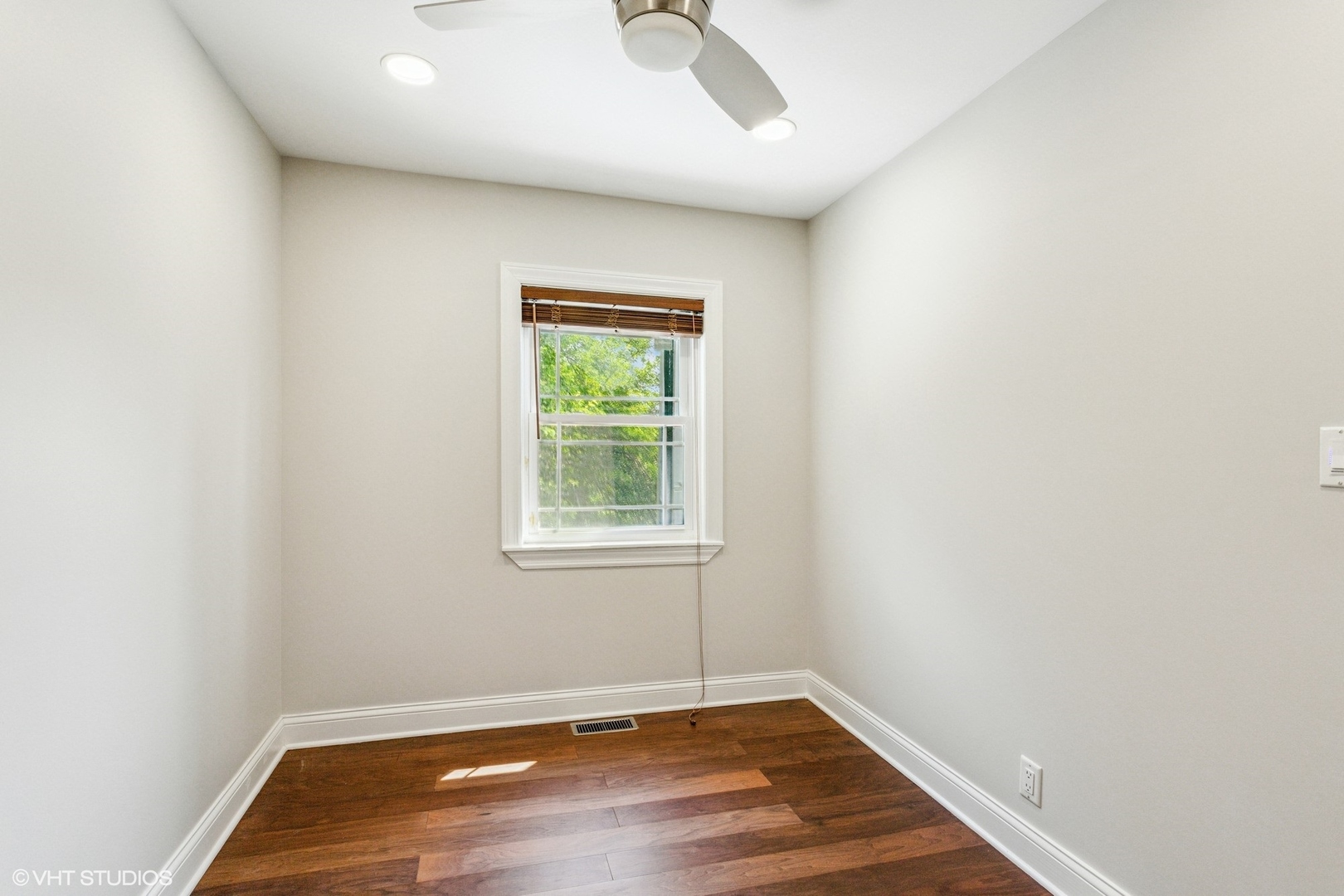 168 Thornhurst Road, Bolingbrook, IL 60440