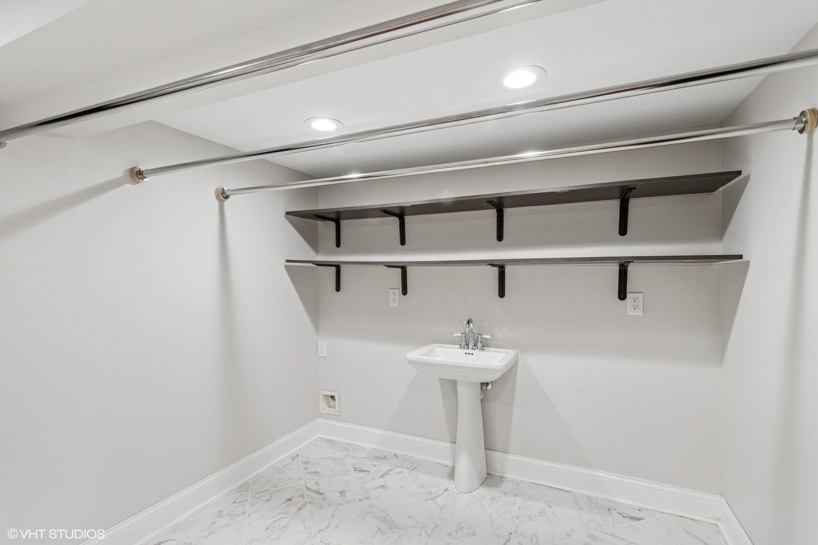 168 Thornhurst Road, Bolingbrook, IL 60440