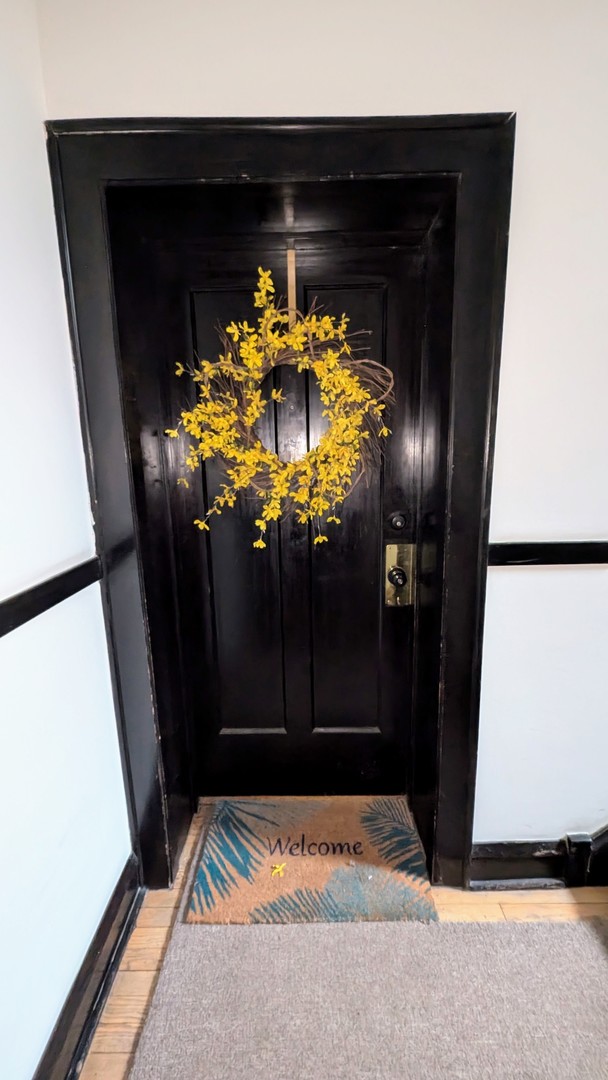 3707 W CULLOM Avenue #1, Chicago, IL 60618