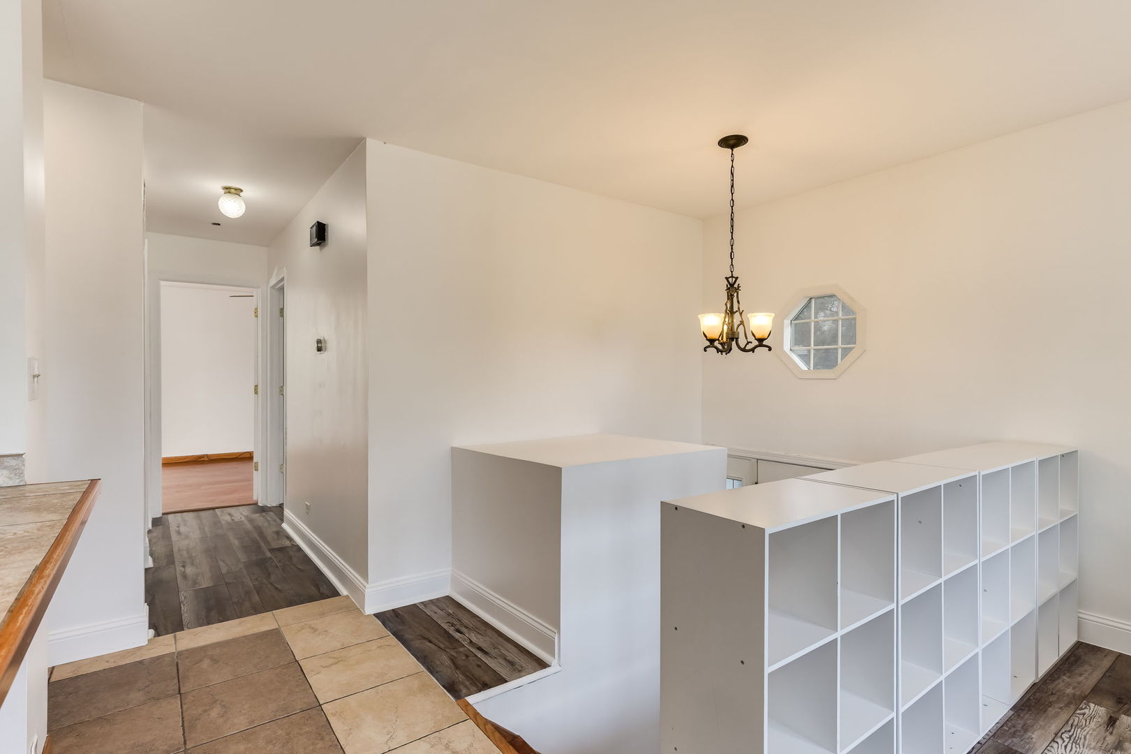 214 Far Hills Drive, Bolingbrook, IL 60440