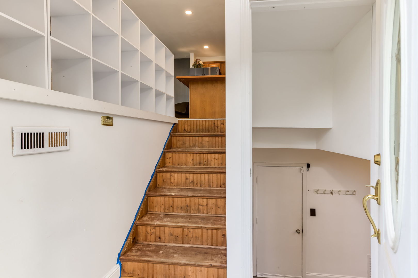 214 Far Hills Drive, Bolingbrook, IL 60440