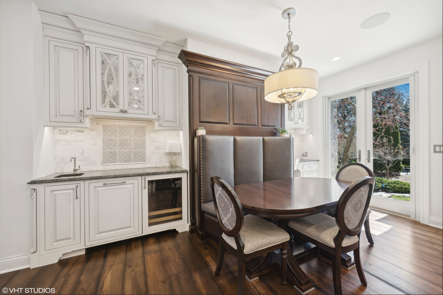 34W033 White Thorne Road, Wayne, IL 60184