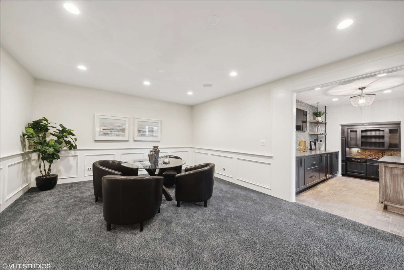 34W033 White Thorne Road, Wayne, IL 60184