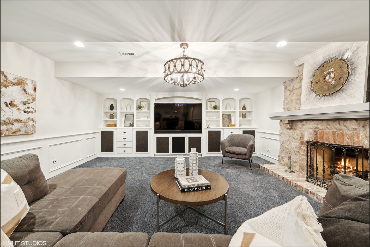 34W033 White Thorne Road, Wayne, IL 60184