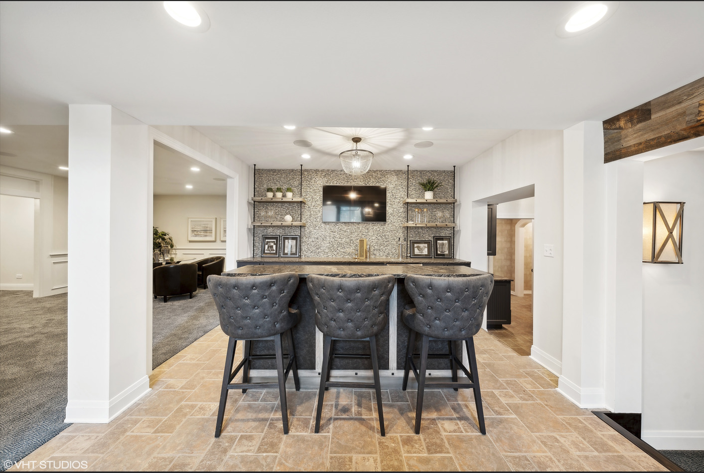 34W033 White Thorne Road, Wayne, IL 60184