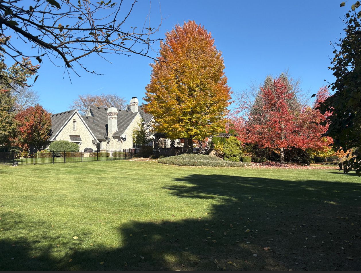 34W033 White Thorne Road, Wayne, IL 60184