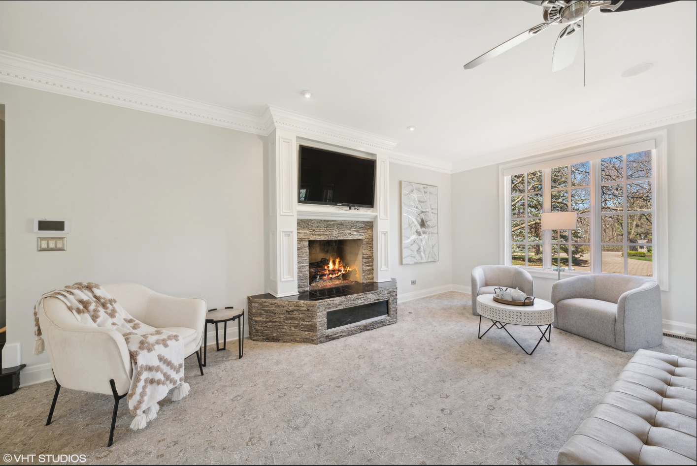 34W033 White Thorne Road, Wayne, IL 60184