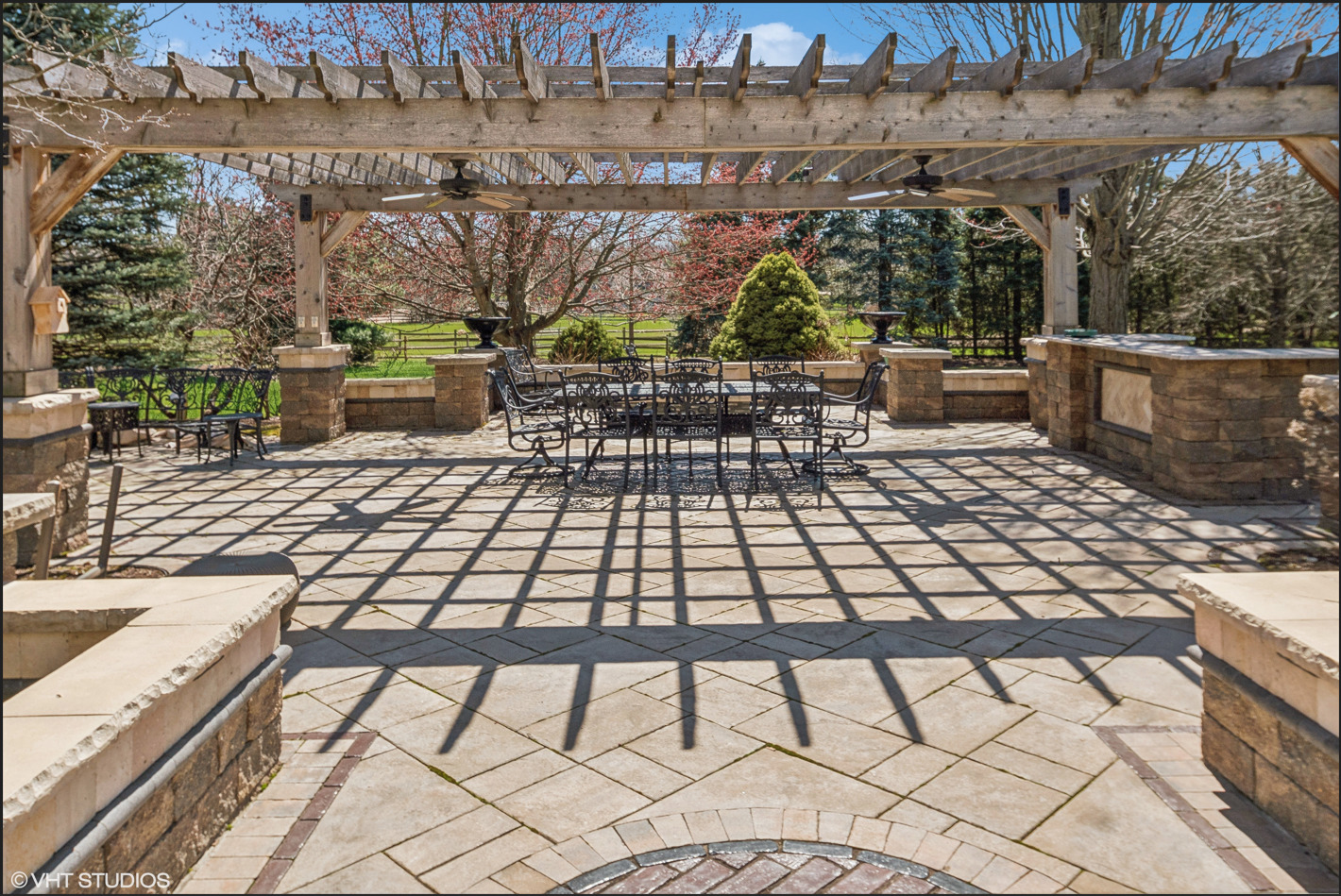 34W033 White Thorne Road, Wayne, IL 60184