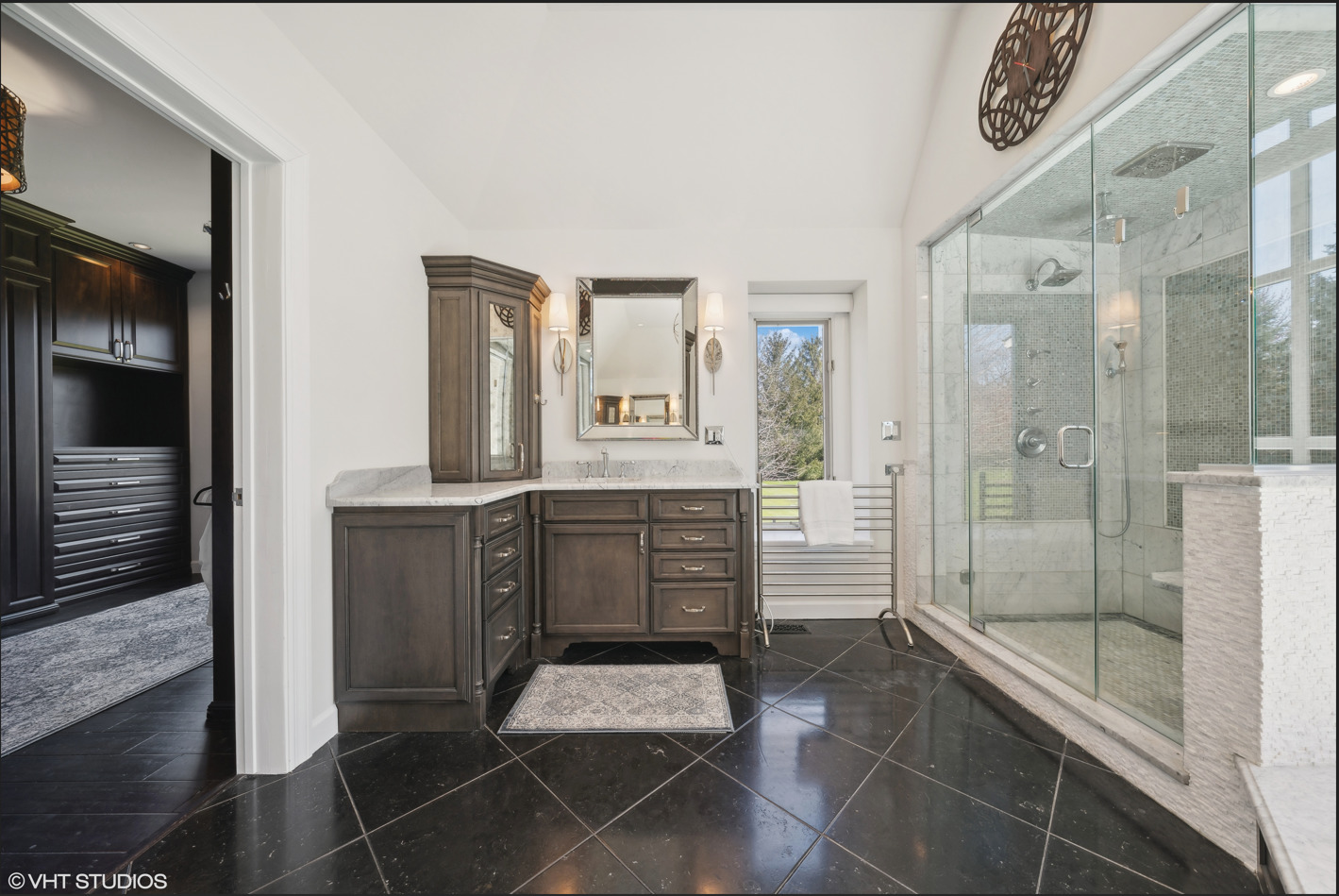 34W033 White Thorne Road, Wayne, IL 60184