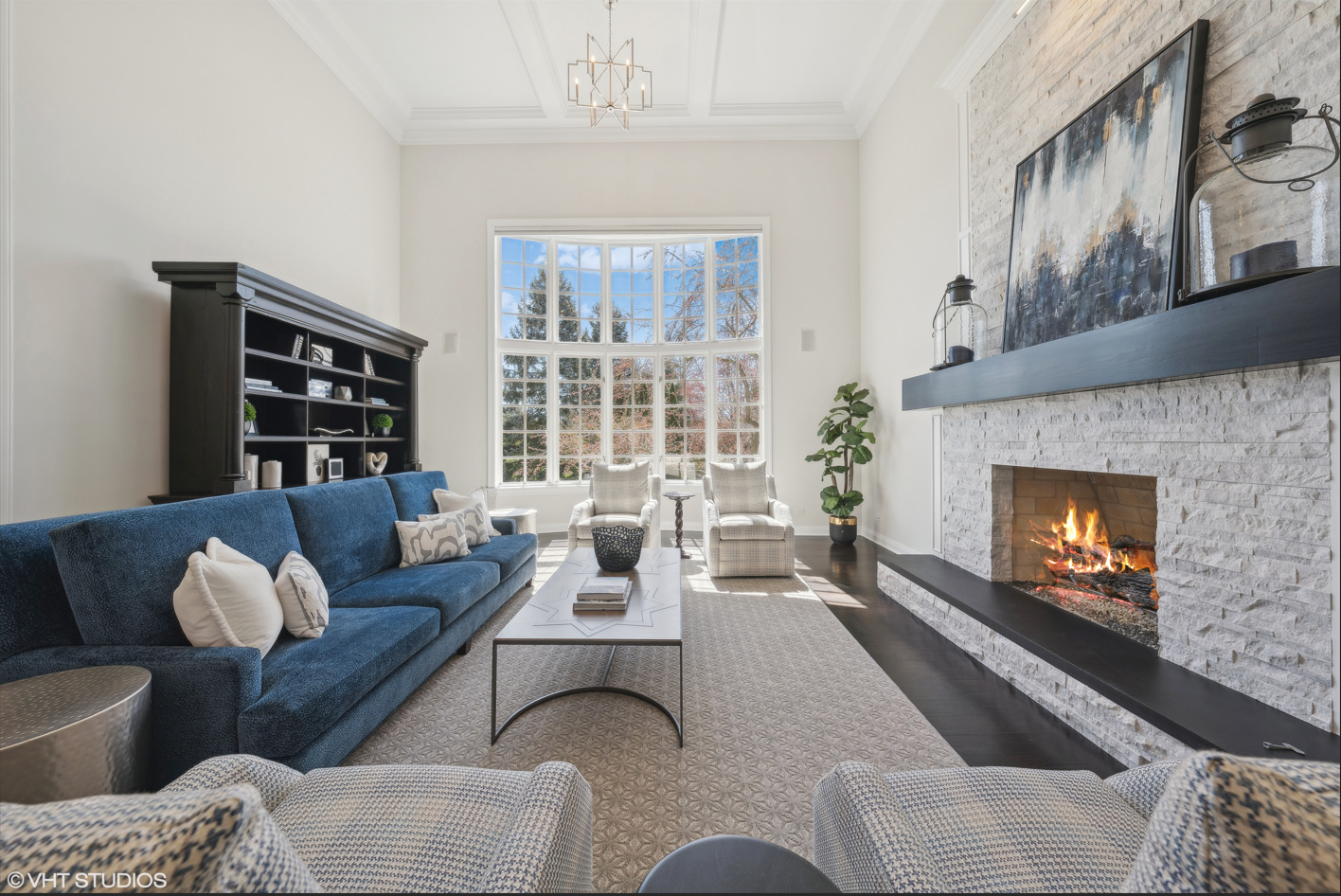 34W033 White Thorne Road, Wayne, IL 60184