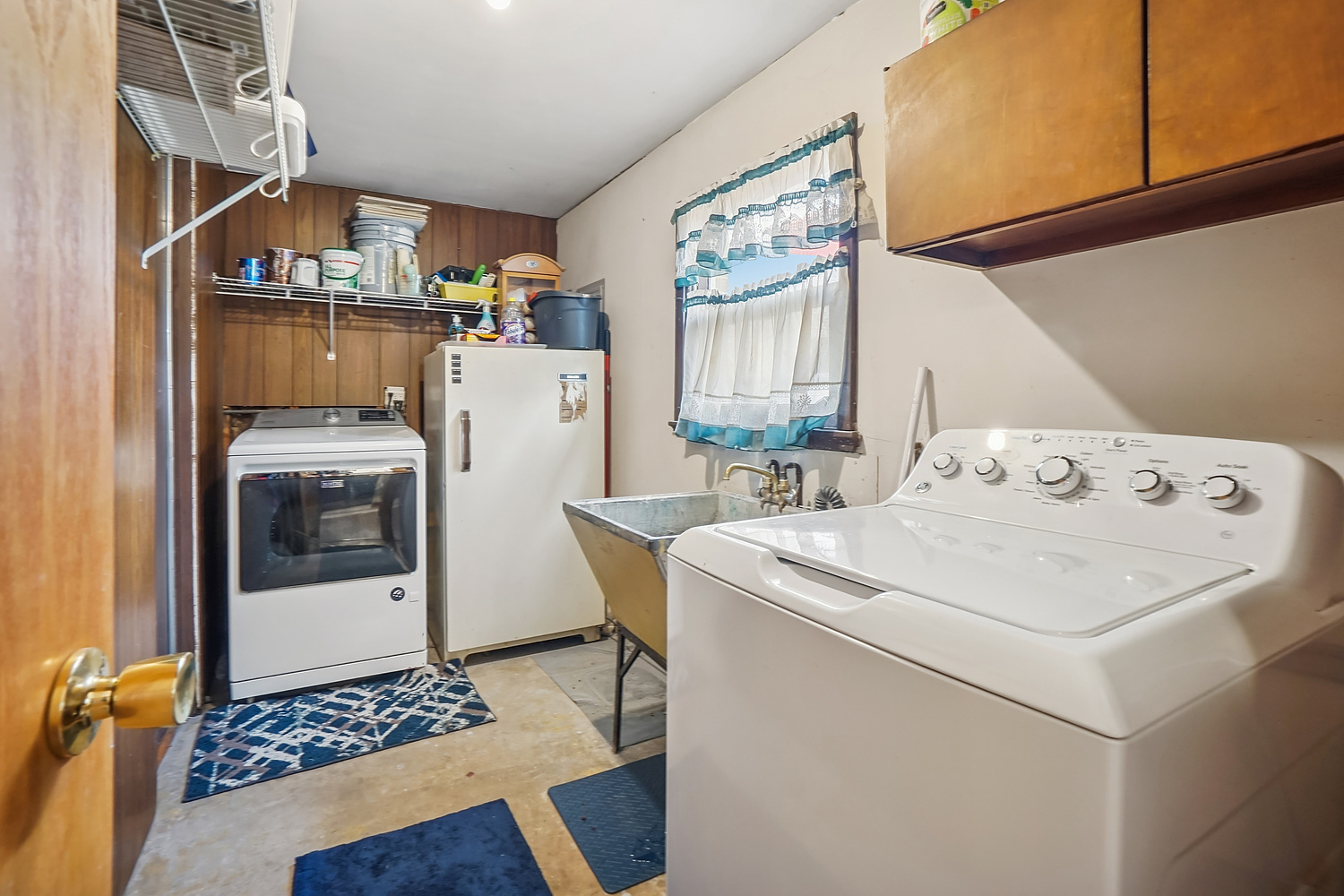 15143 Geoffrey Road, Oak Forest, IL 60452
