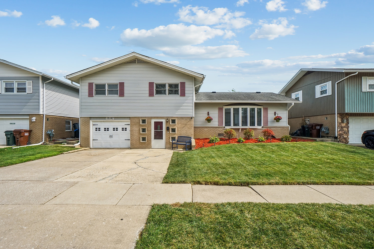 15143 Geoffrey Road, Oak Forest, IL 60452