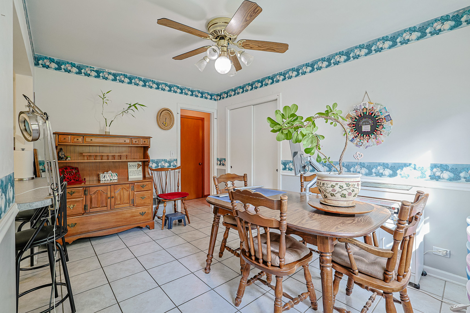 901 S Cumberland Avenue, Park Ridge, IL 60068