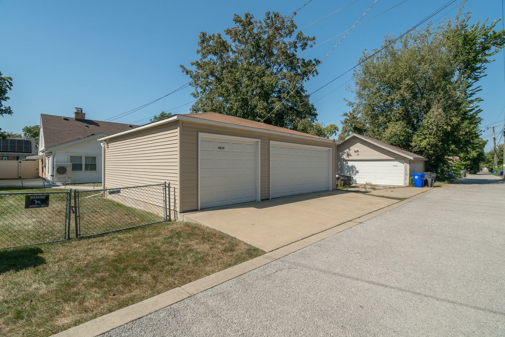4239 Custer Avenue, Lyons, IL 60534
