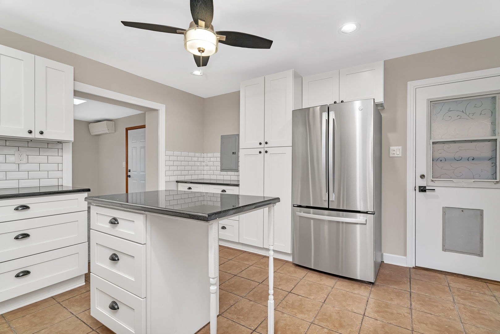4239 Custer Avenue, Lyons, IL 60534