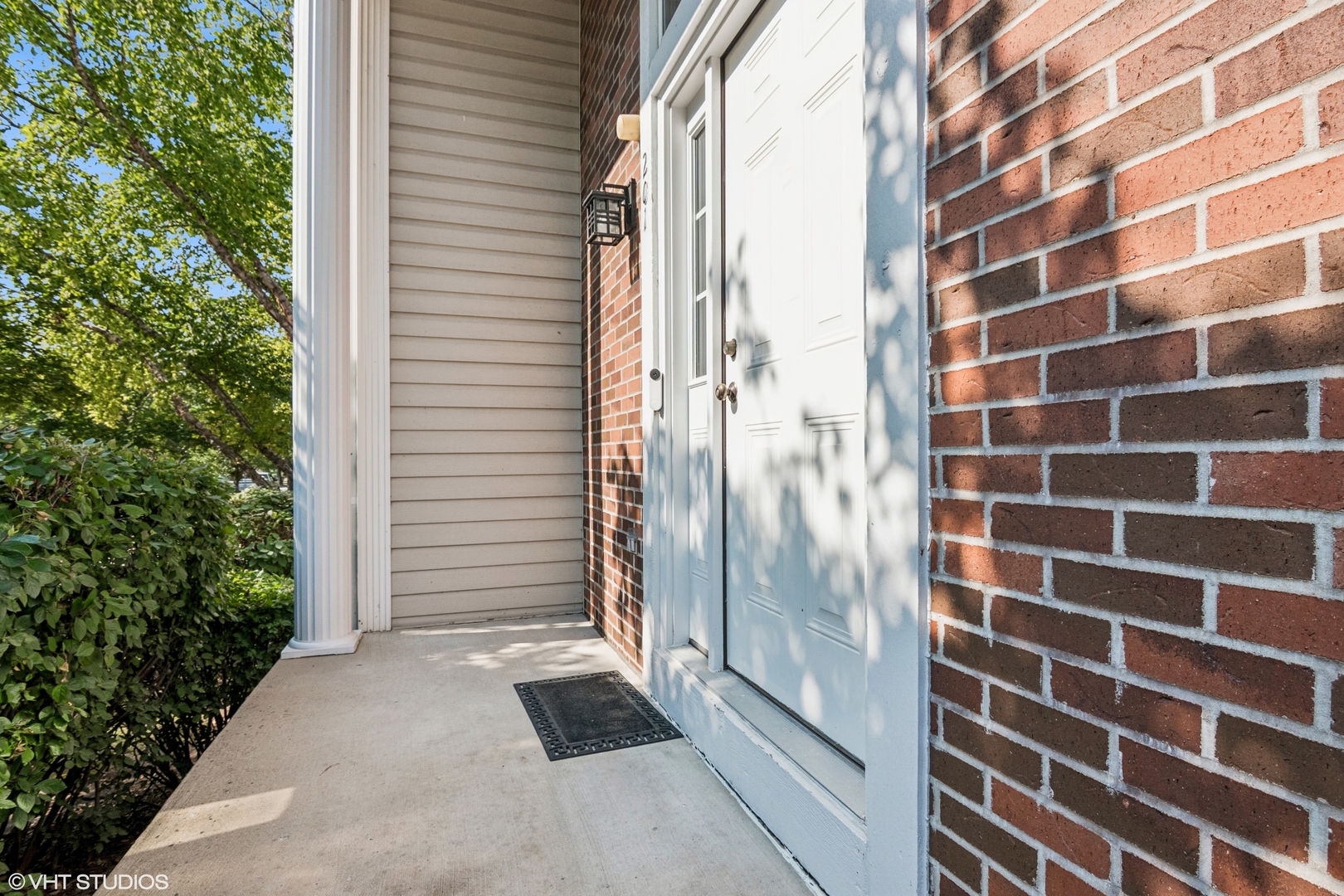 201 HIdden Creek Lane #201, North Aurora, IL 60542