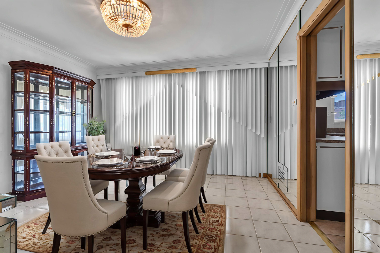 9358 S Claremont Avenue, Chicago, IL 60643