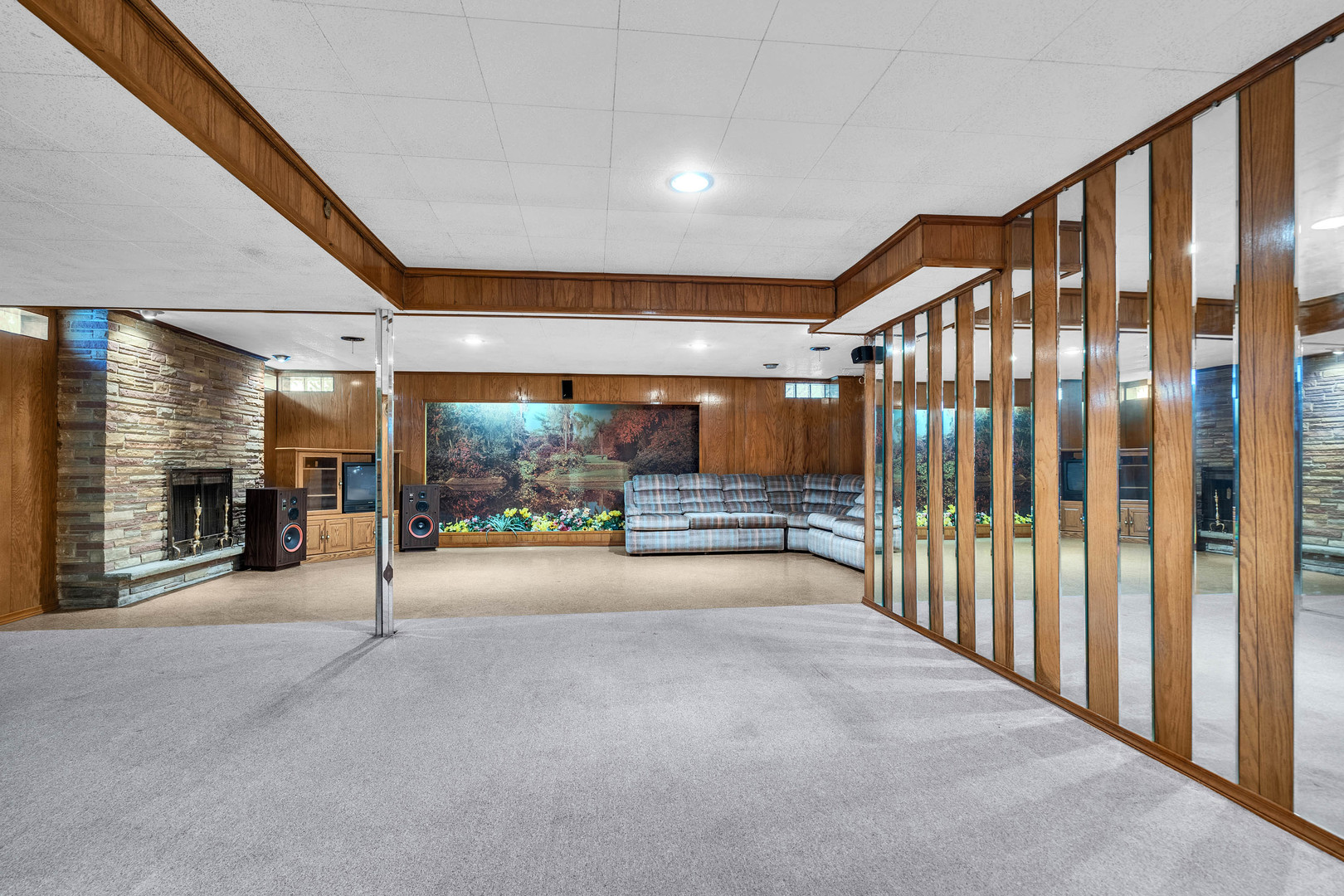 9358 S Claremont Avenue, Chicago, IL 60643