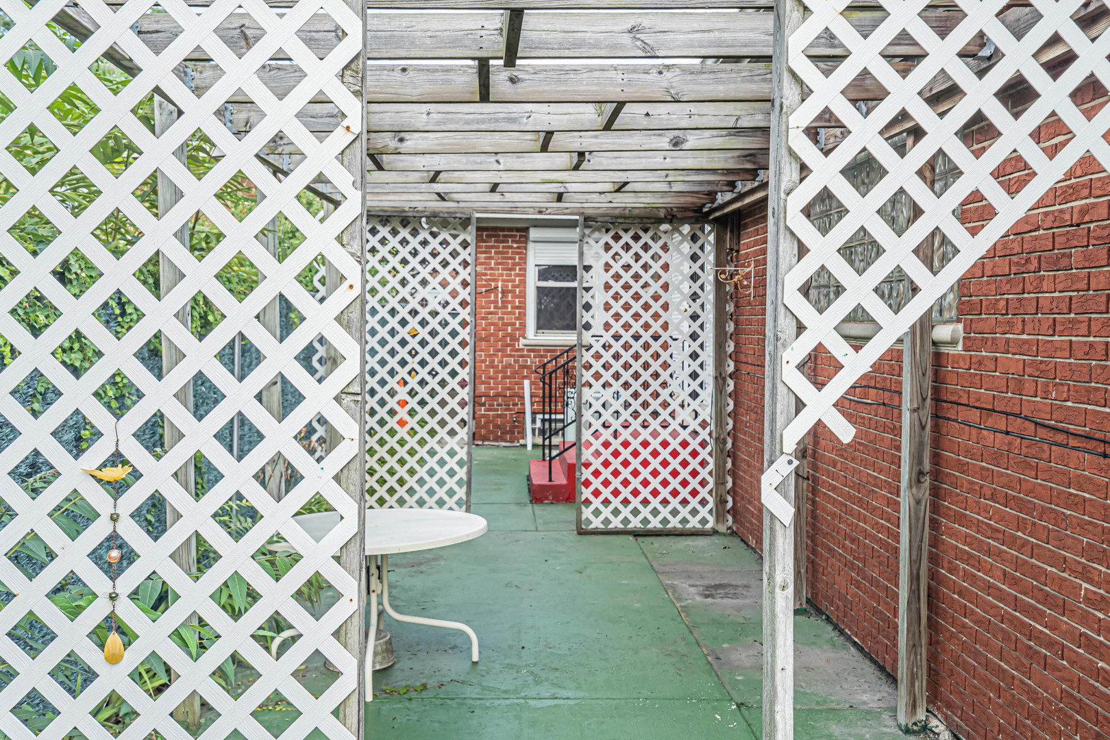 9358 S Claremont Avenue, Chicago, IL 60643