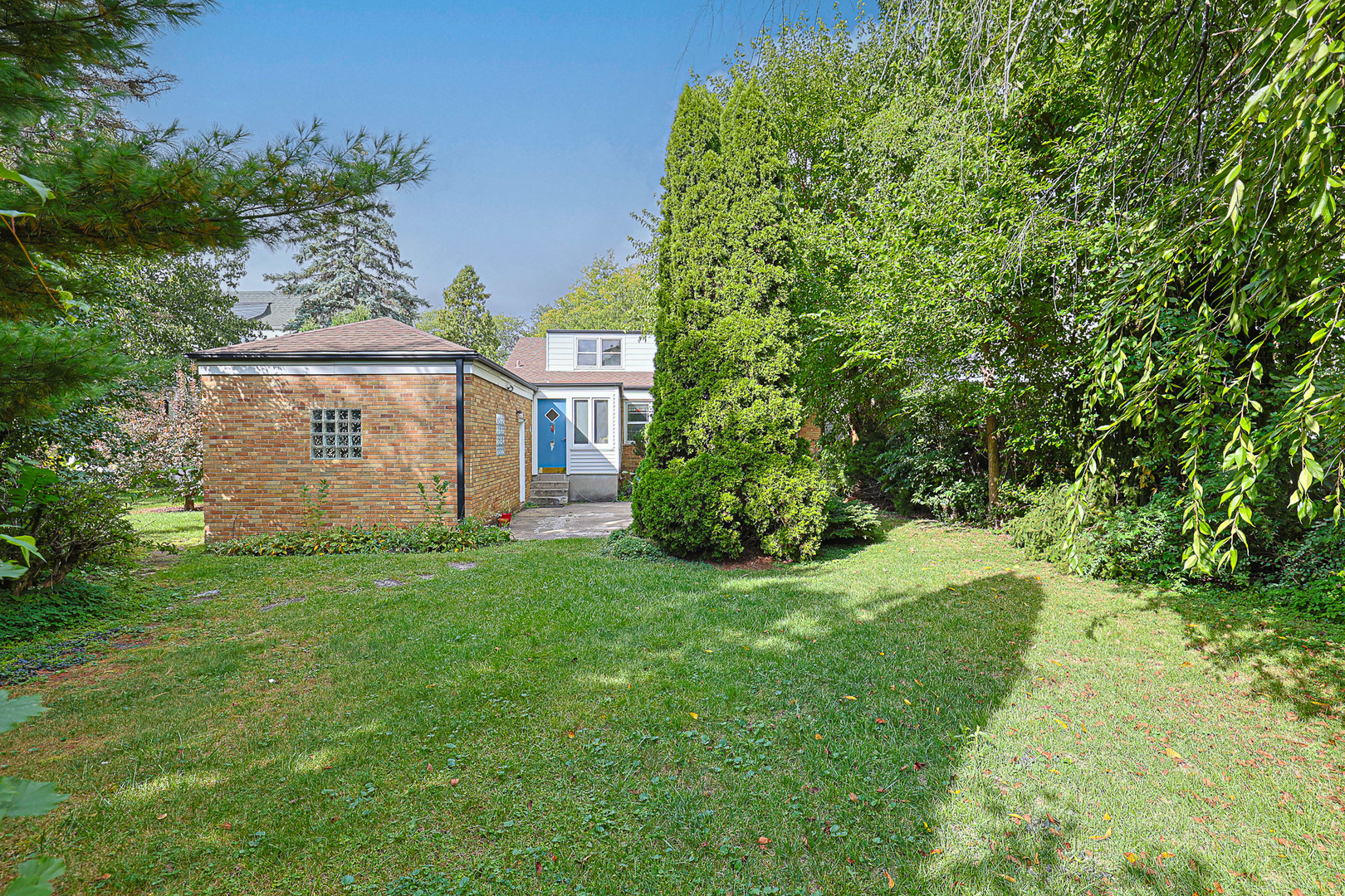 901 S Cumberland Avenue, Park Ridge, IL 60068