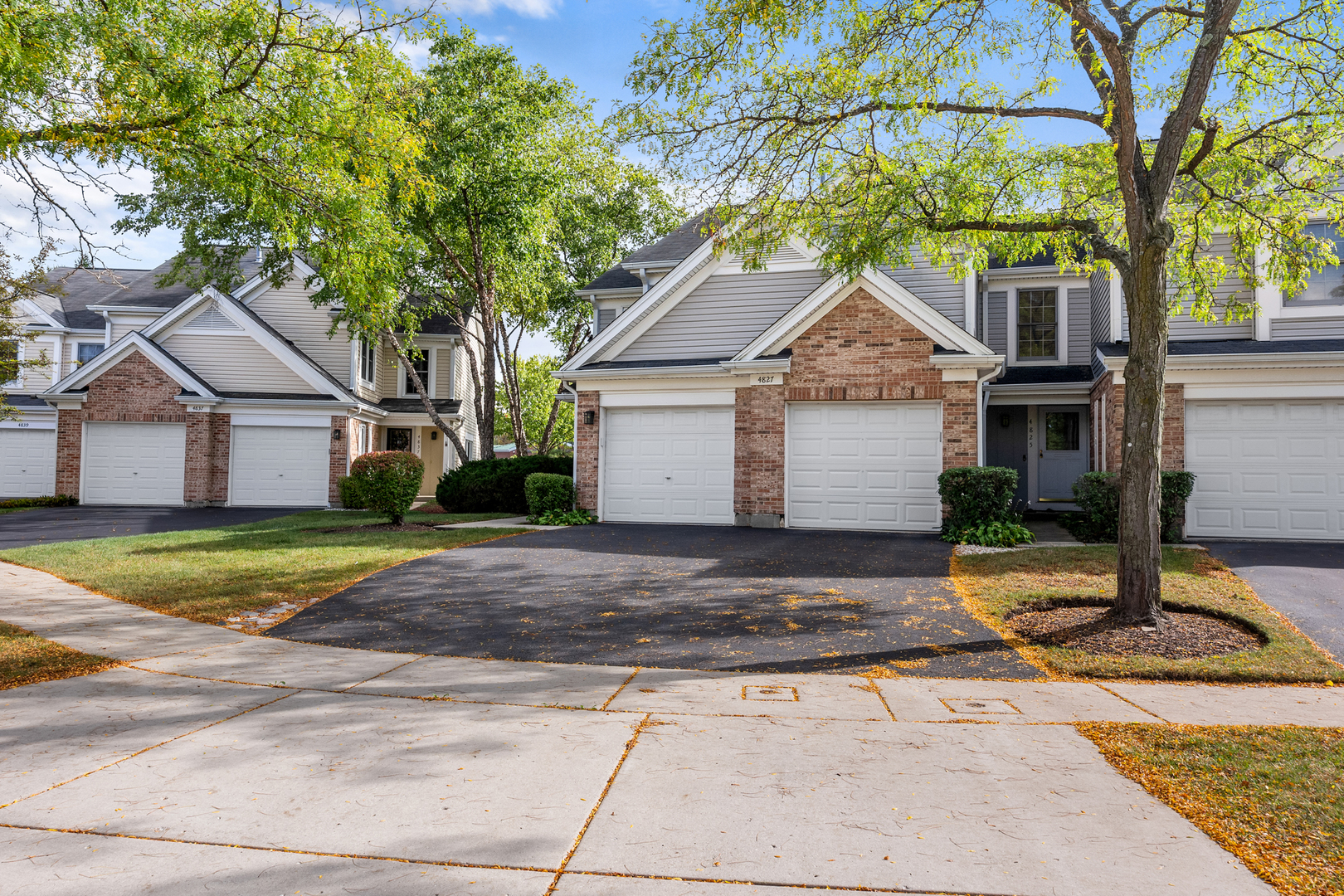 4827 Turnberry Drive, Hoffman Estates, IL 60010