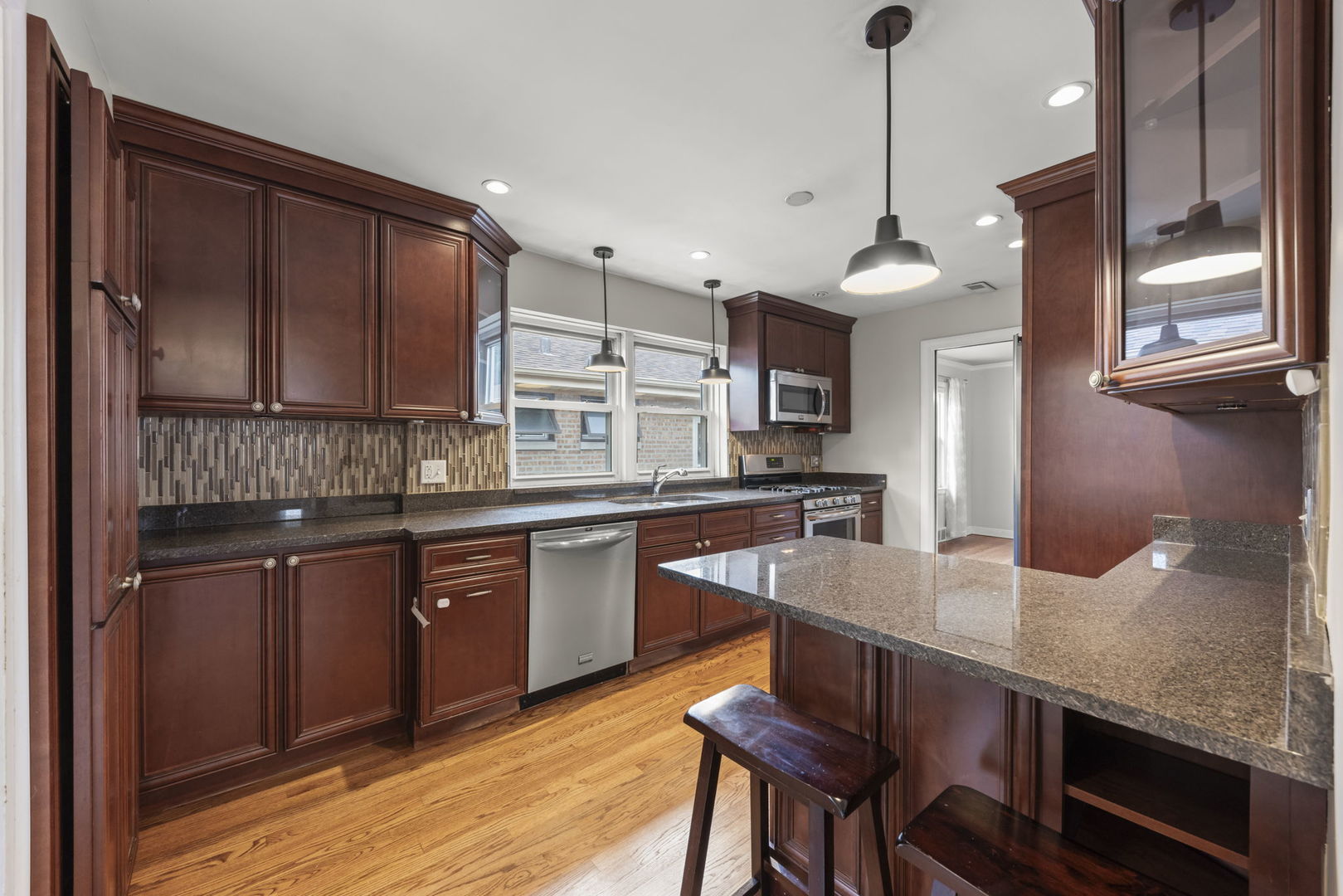 10023 S Fairfield Avenue, Chicago, IL 60655