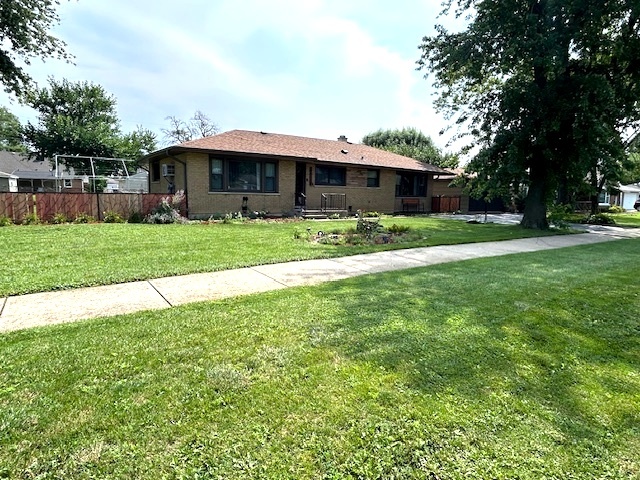 7921 Mobile Avenue, Burbank, IL 60459