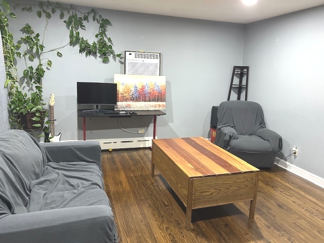 7921 Mobile Avenue, Burbank, IL 60459