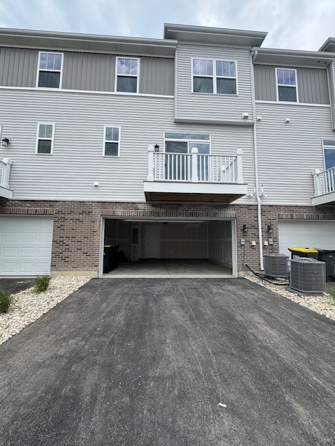 1490 Blaine Street, Des Plaines, IL 60018