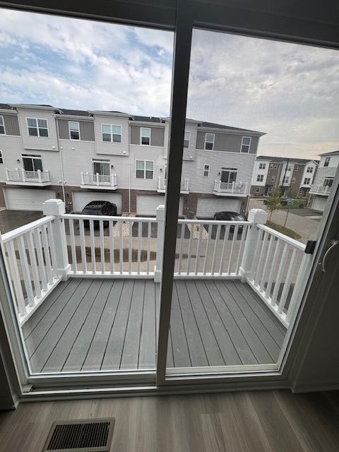 1490 Blaine Street, Des Plaines, IL 60018