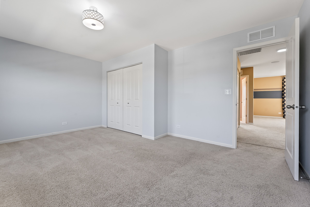 1515 Staghorn Drive, Joliet, IL 60431