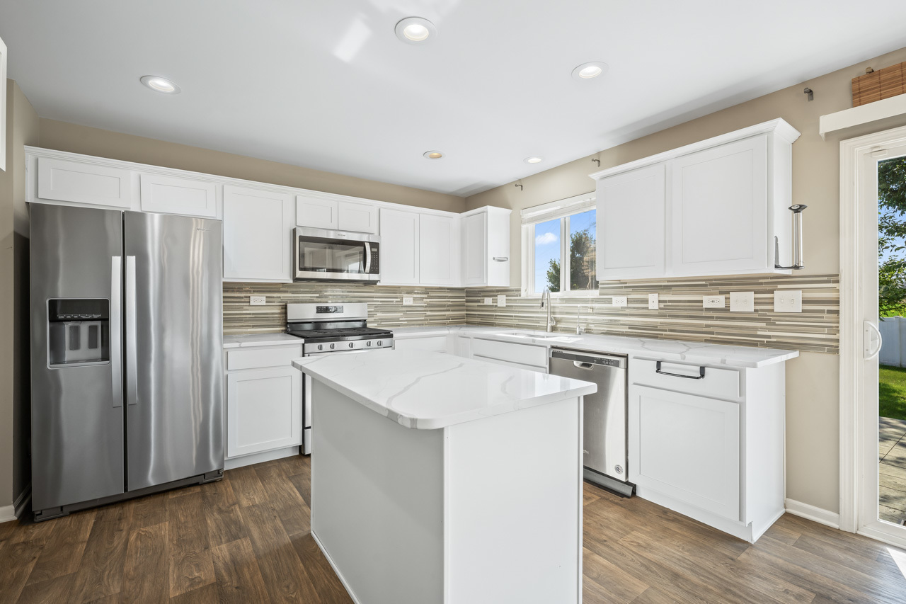 1515 Staghorn Drive, Joliet, IL 60431