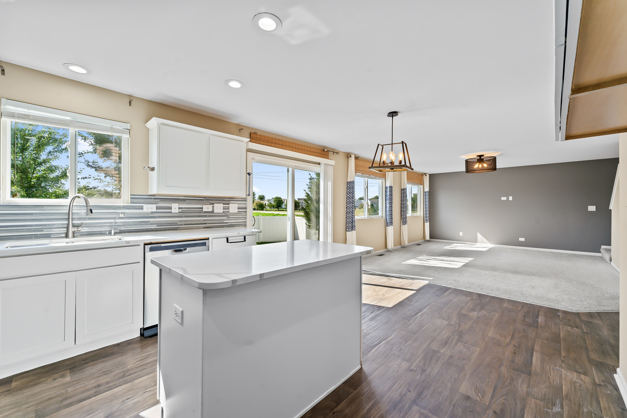 1515 Staghorn Drive, Joliet, IL 60431