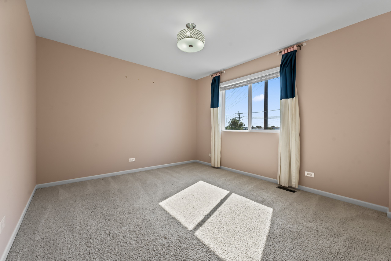 1515 Staghorn Drive, Joliet, IL 60431