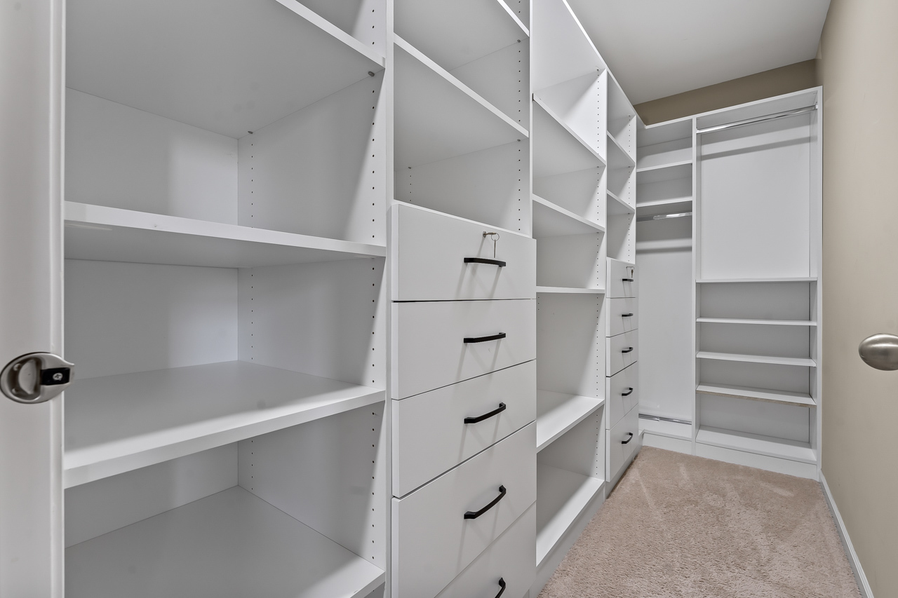 1515 Staghorn Drive, Joliet, IL 60431