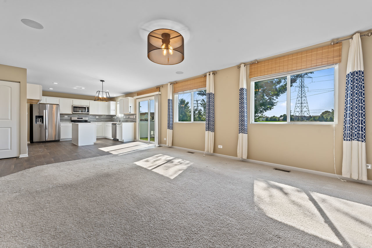 1515 Staghorn Drive, Joliet, IL 60431