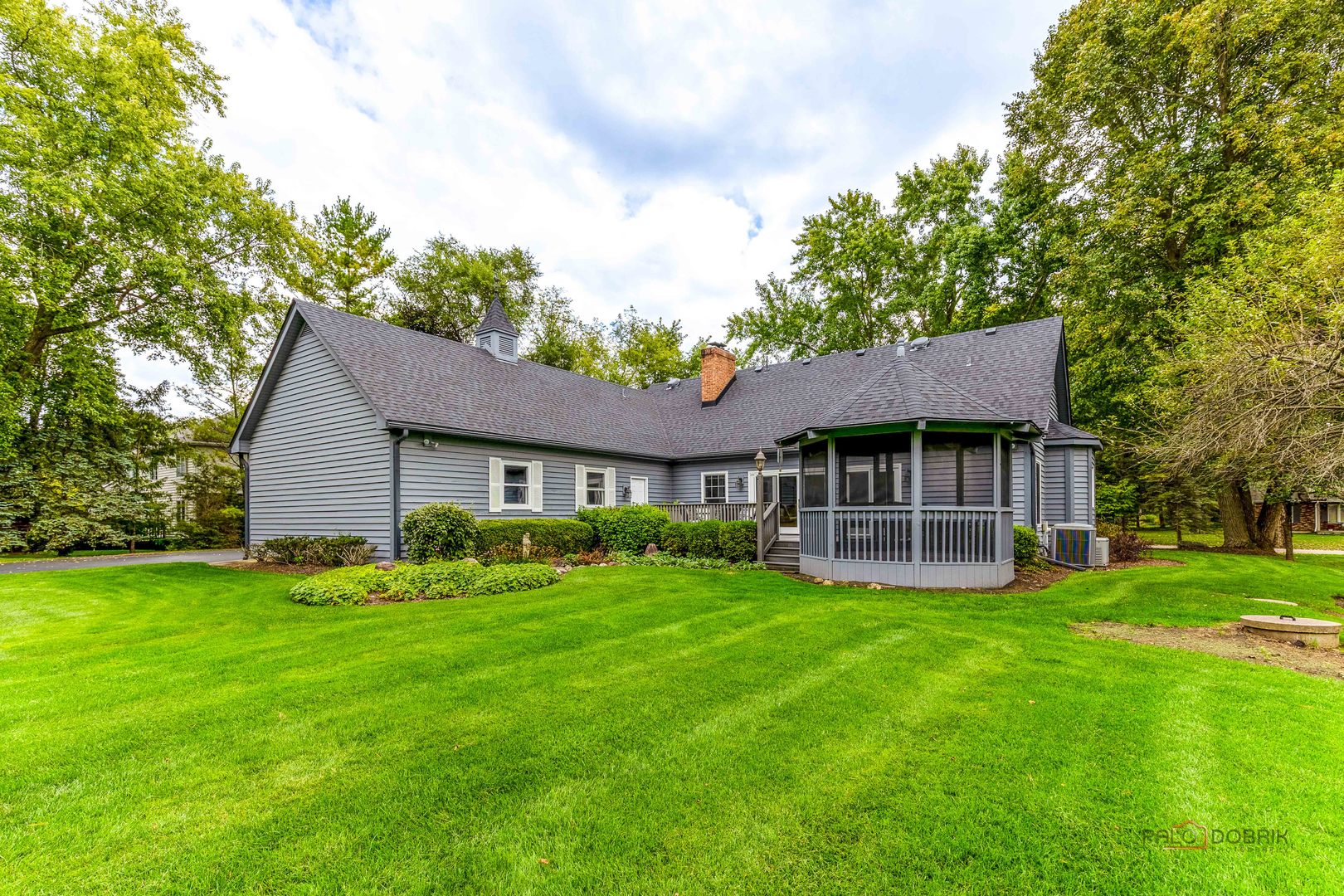 414 Brookmont Lane, Barrington, IL 60010