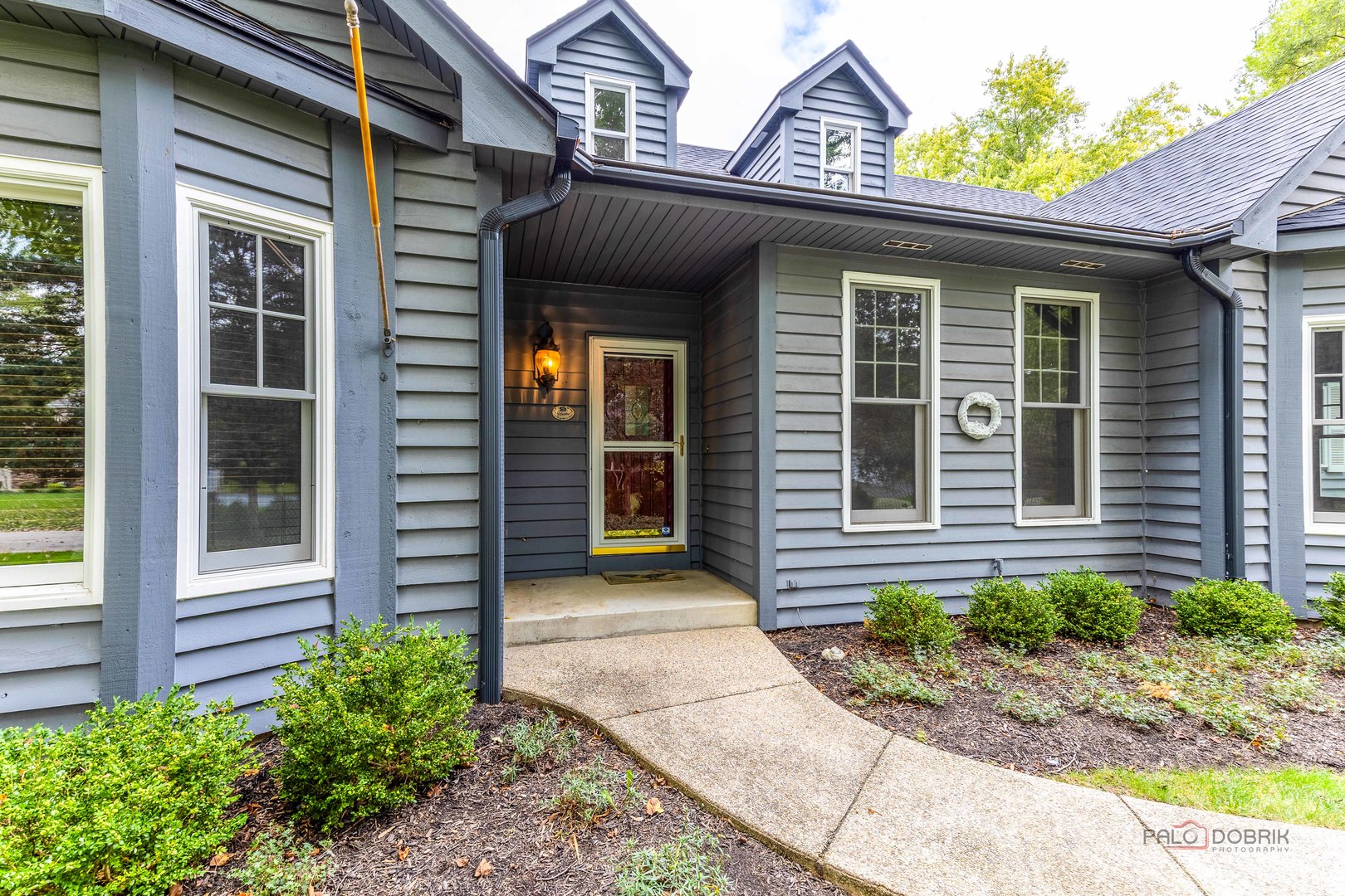 414 Brookmont Lane, Barrington, IL 60010