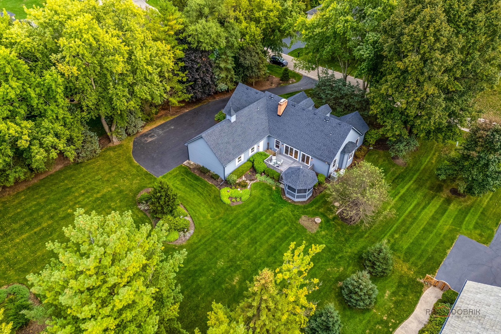414 Brookmont Lane, Barrington, IL 60010