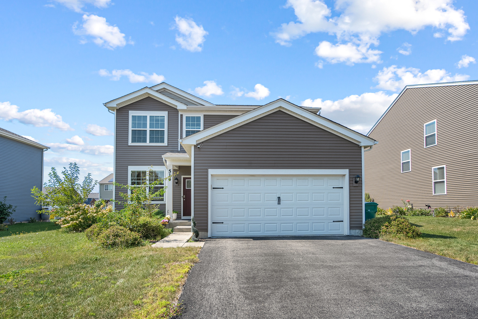 514 S Stone Bluff Drive, Romeoville, IL 60446