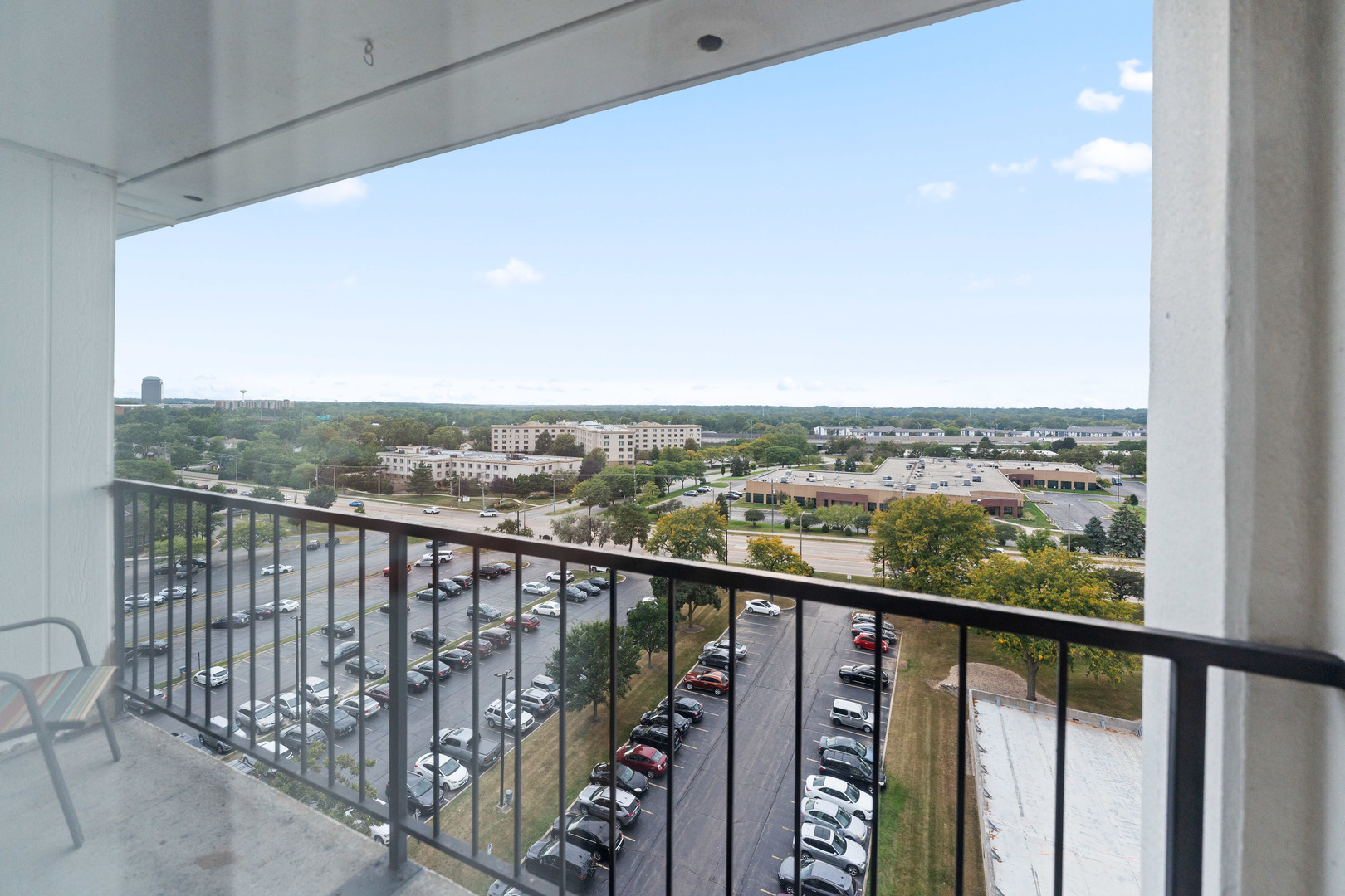 2005 S Finley Road #1102, Lombard, IL 60148