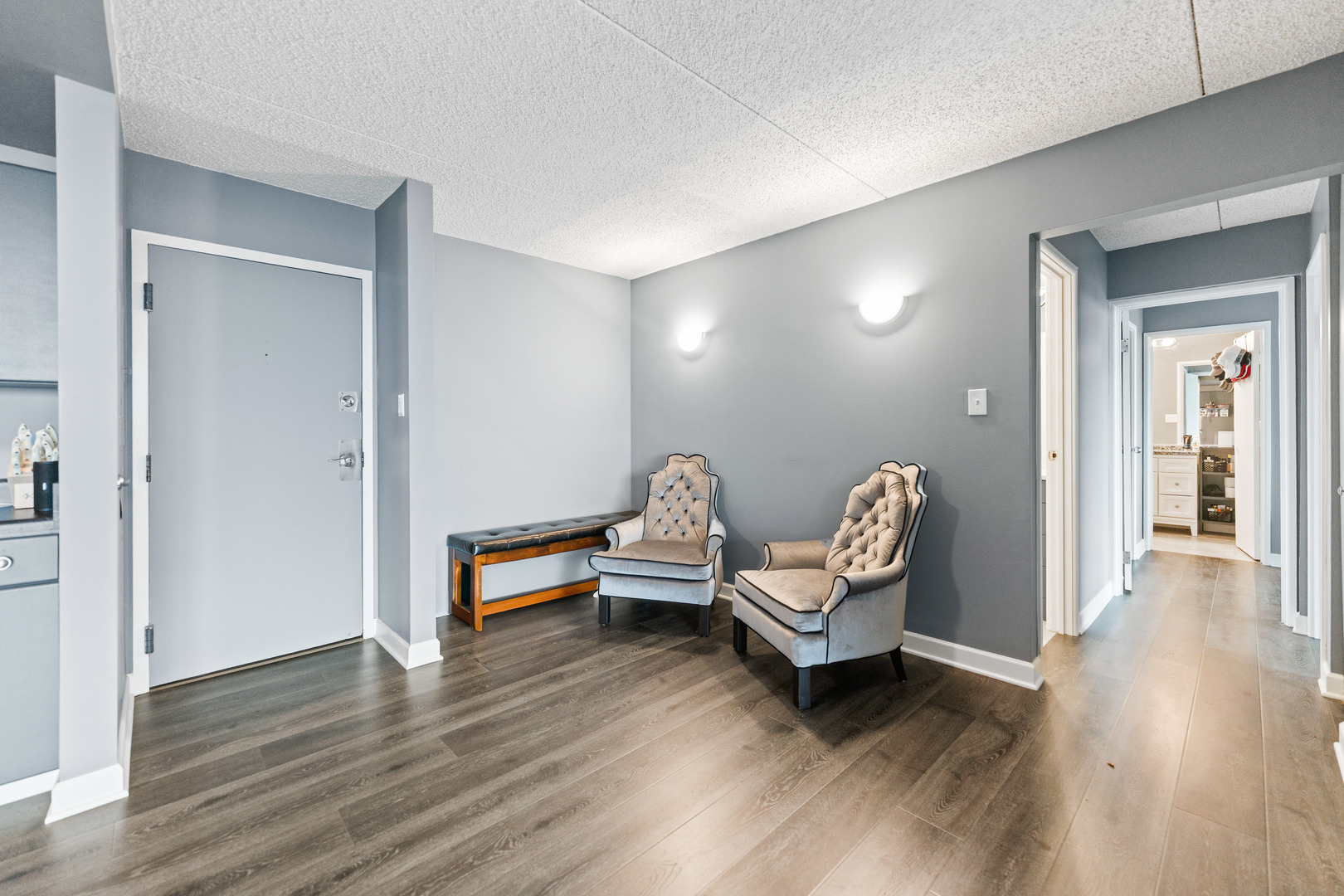 2005 S Finley Road #1102, Lombard, IL 60148