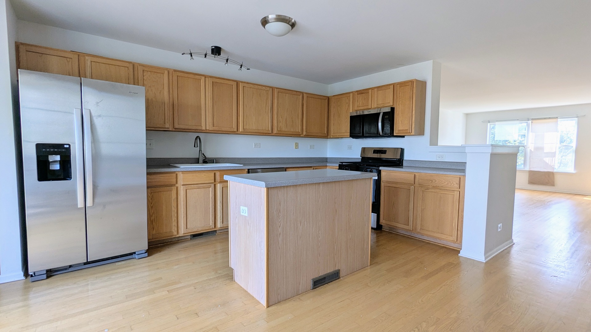 852 S Insignia Court #852, Palatine, IL 60067