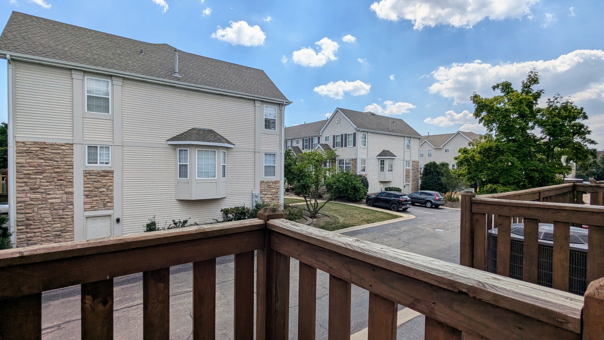 852 S Insignia Court #852, Palatine, IL 60067