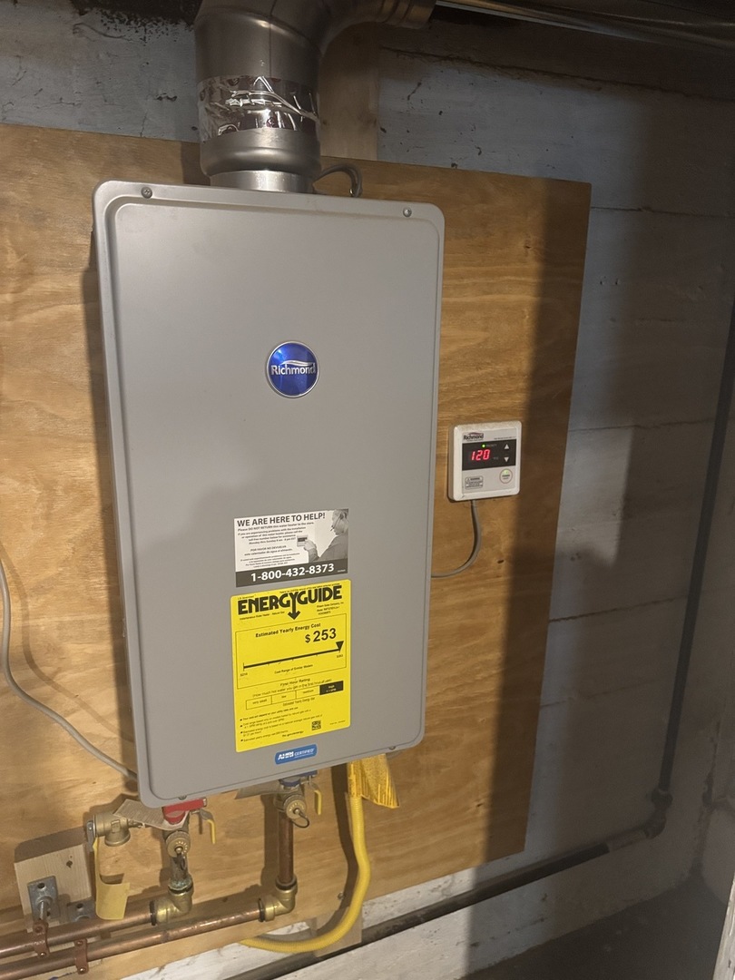 219 S Jackson Street, Clinton, IL 61727