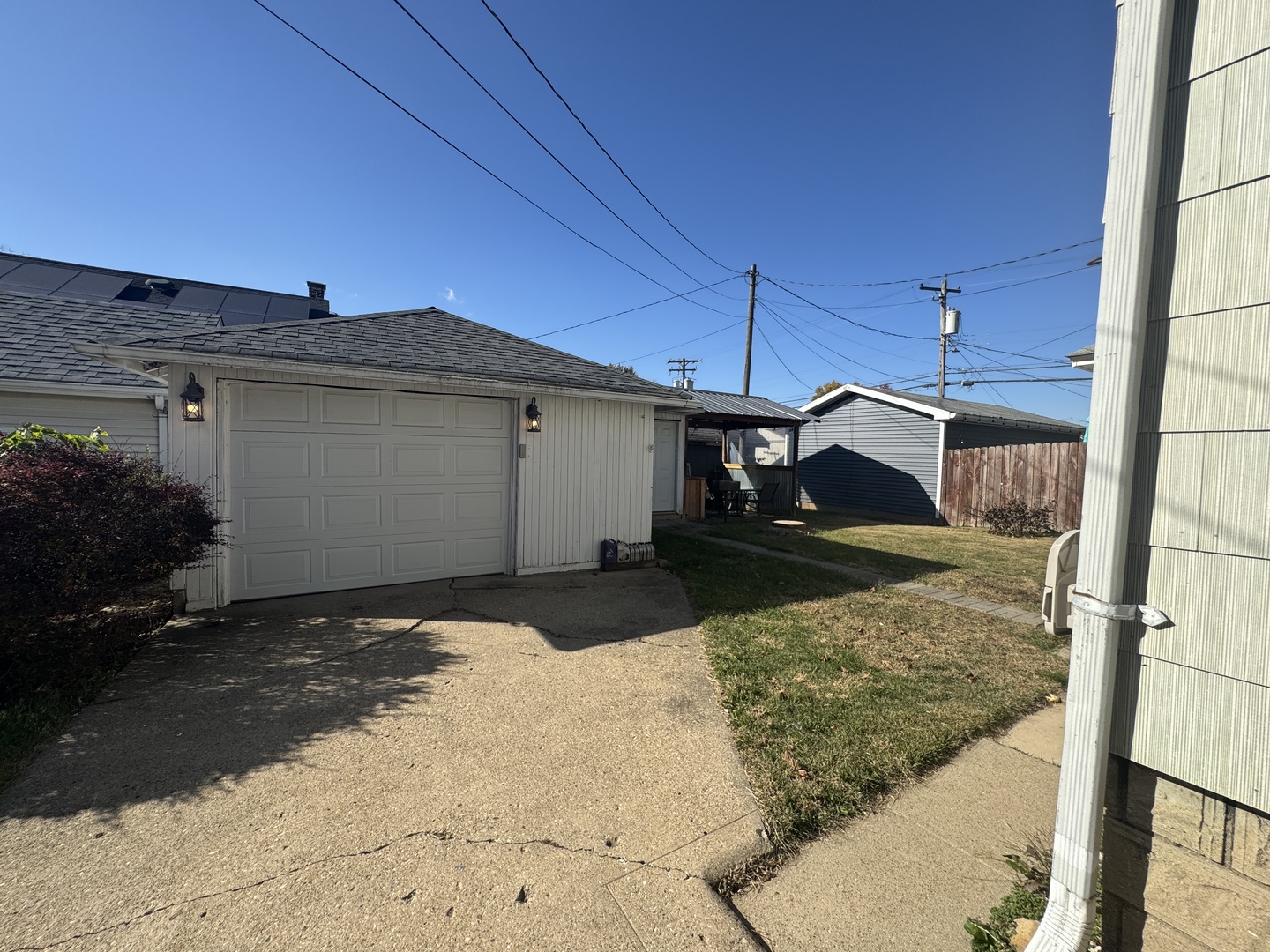 219 S Jackson Street, Clinton, IL 61727