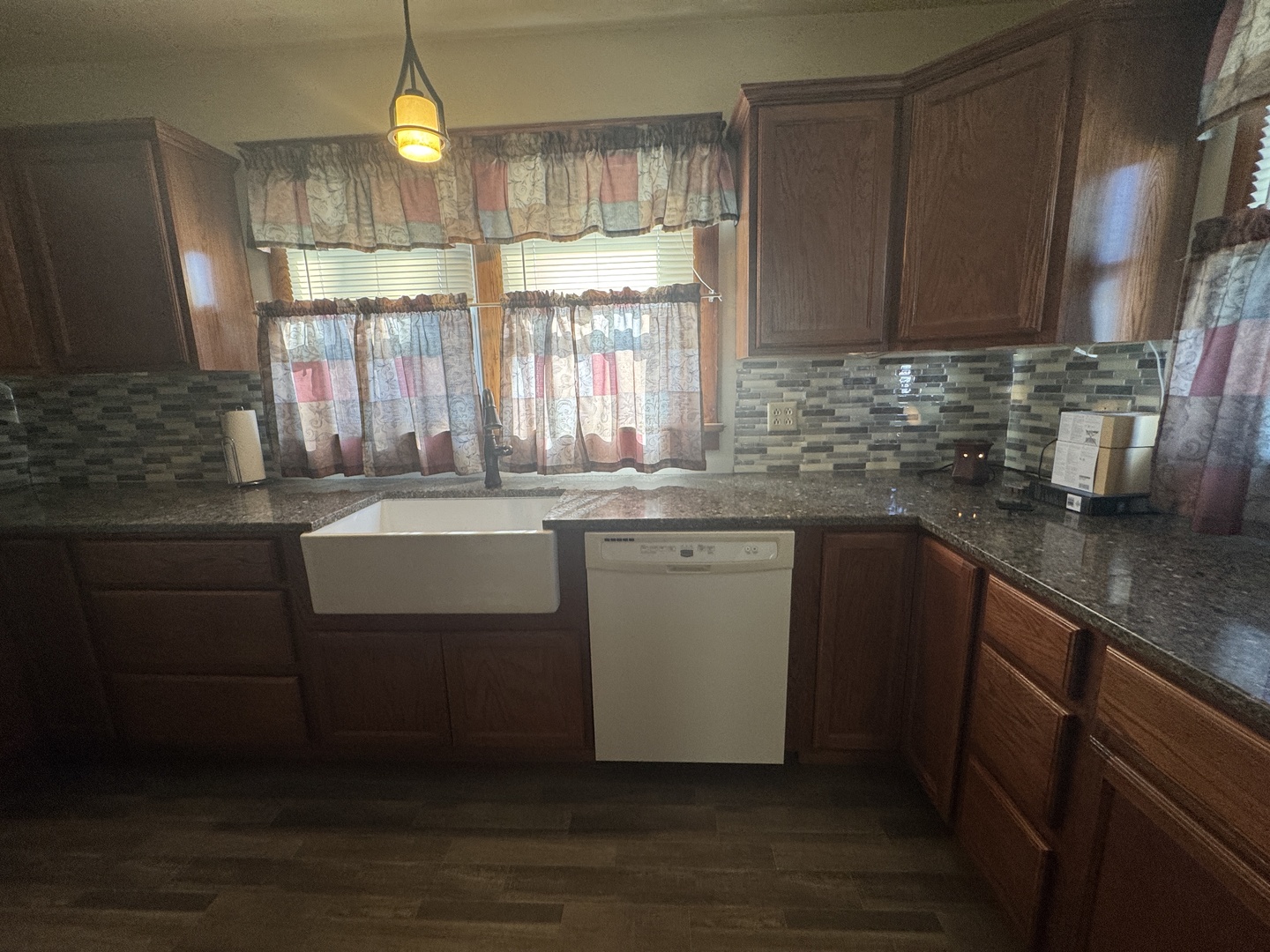 219 S Jackson Street, Clinton, IL 61727