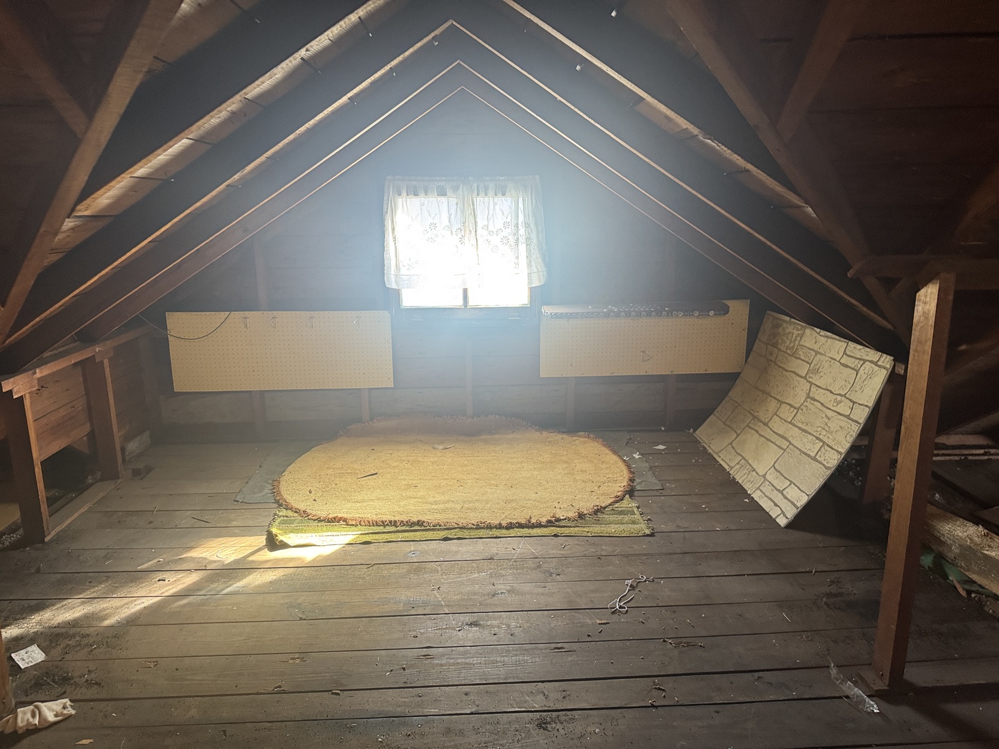 219 S Jackson Street, Clinton, IL 61727