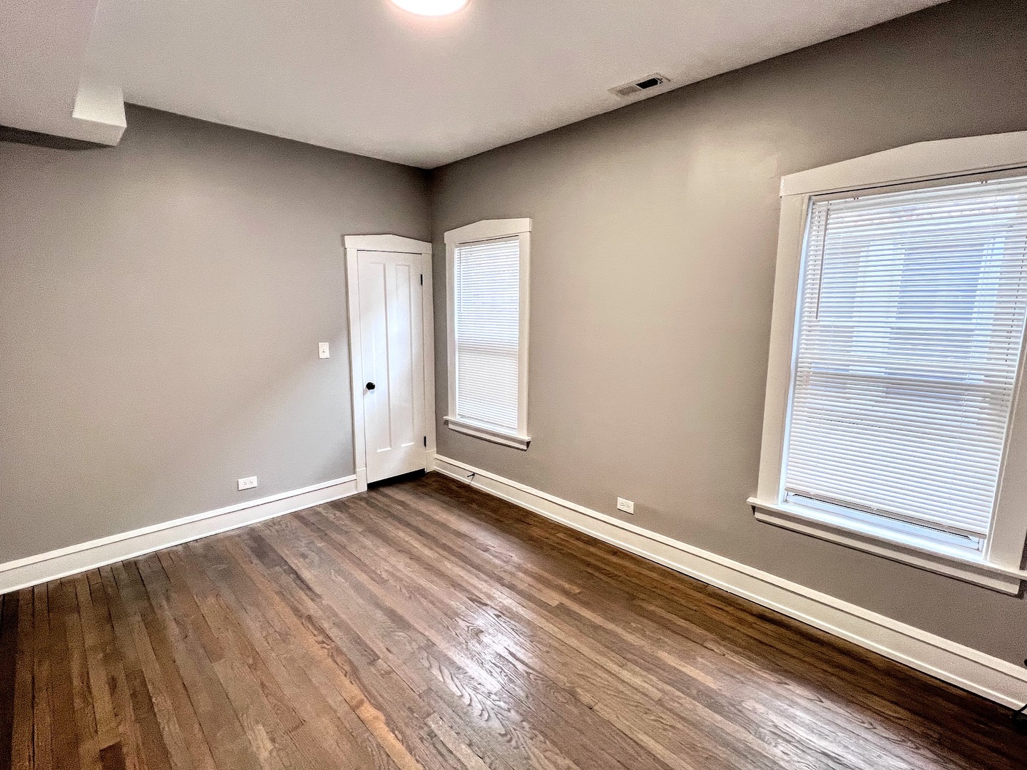 4838 W Addison Street #1, Chicago, IL 60641