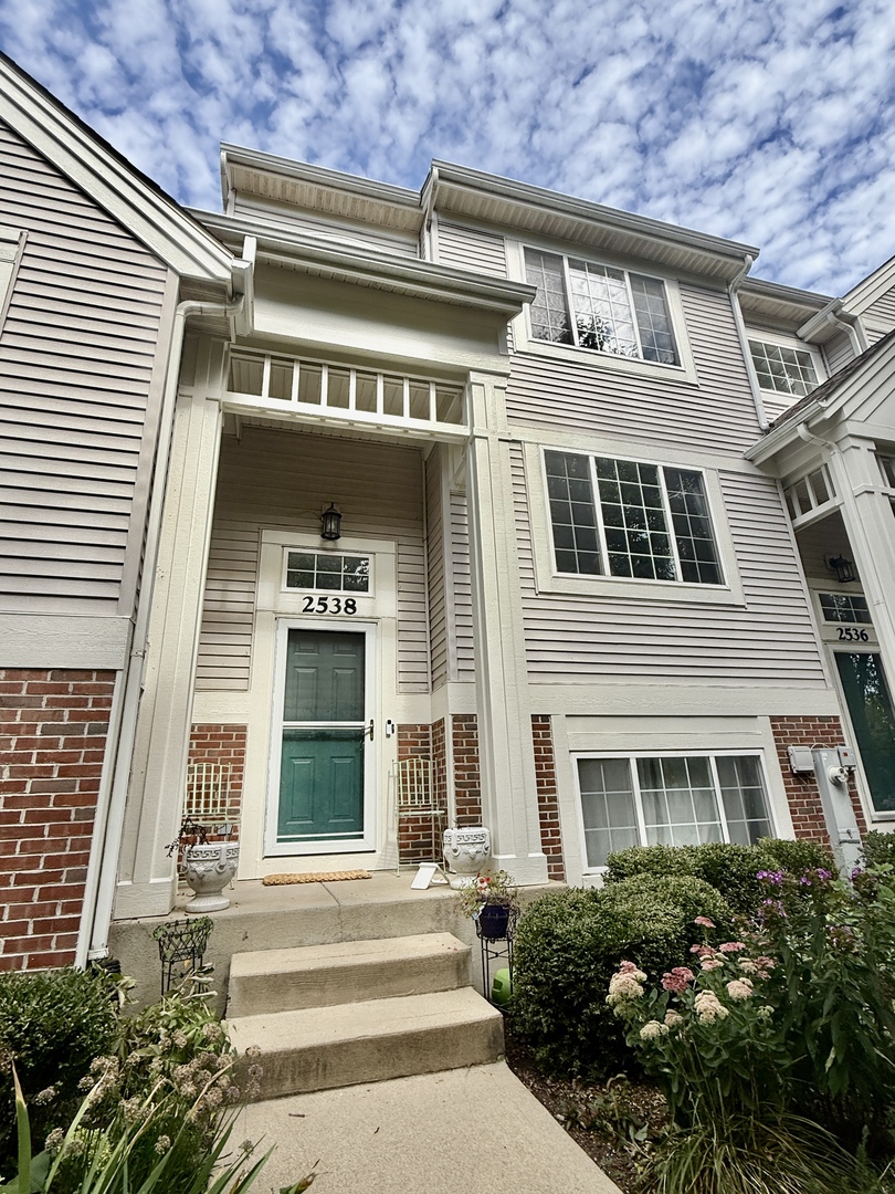 2538 Hatfield Court, Elgin, IL 60123